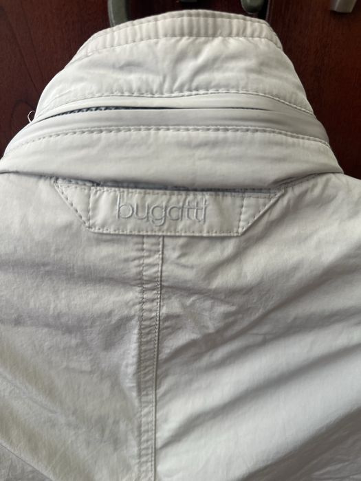 Куртка (вітровка) Bugatti