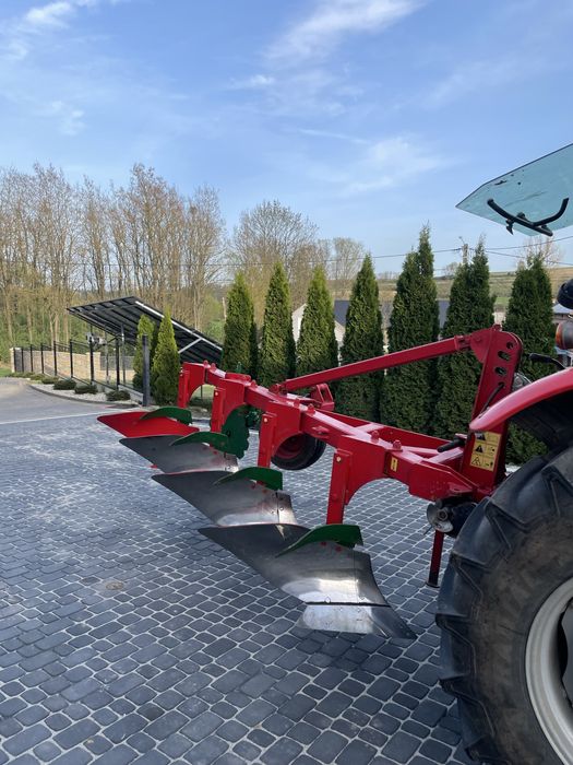 Pług Unia TUR 35 3+1