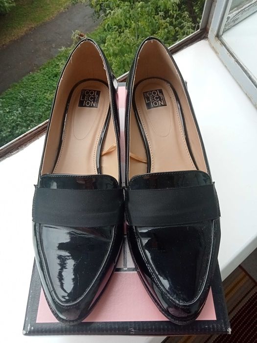 Туфлі жіночі лакові