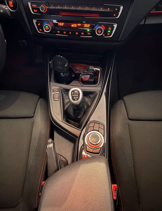 BMW Serie 1 116i (F20) - com 210cv - 4 cilindros