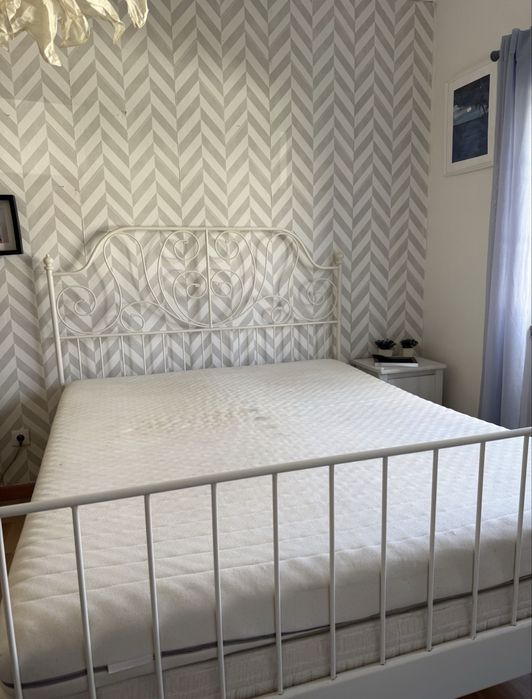 Cama de casal 160cm + estrado