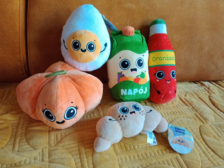 Nowe. Gank mocniaków pluszaki produkty spożywcze biedronka.