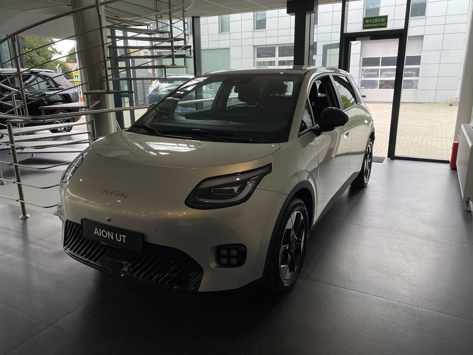 GAC AION UT Premium wersja wyposażenia, dostępny od ręki!
