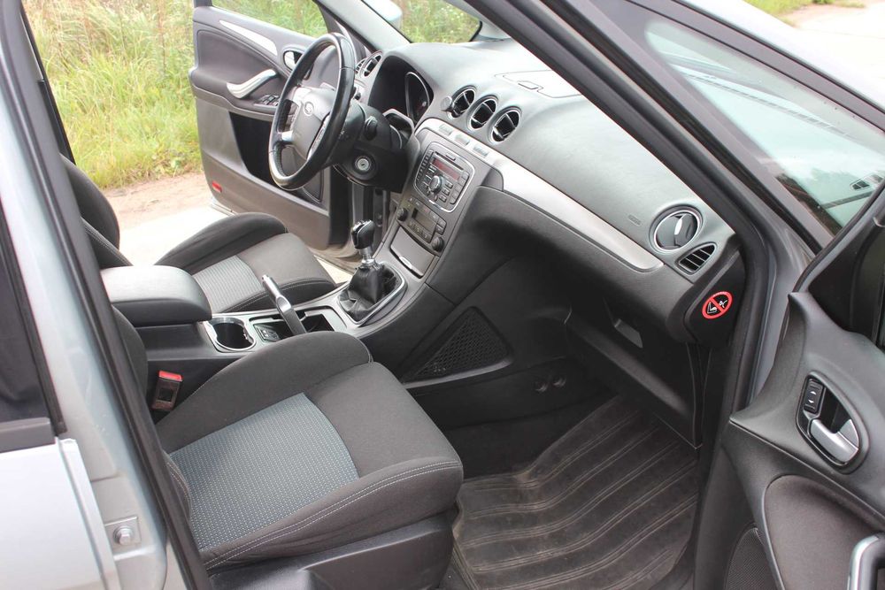 FORD S MAX 2013 rok jeden właściciel w Polsce 2.0 disel 175 KM zarejestrowany opłacony