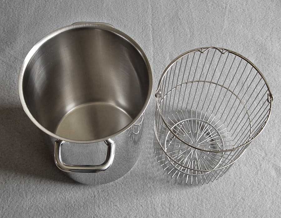 Niemiecki garnek do szparagów WMF 16cm, o pojemności 4,8l