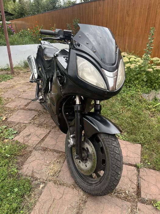 Мотоцикл Defiant DT200C