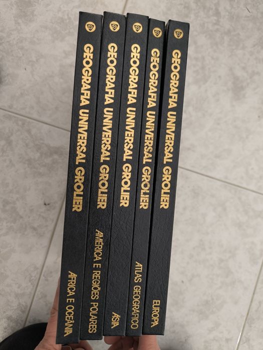 Coleção de livros Geografia Universal