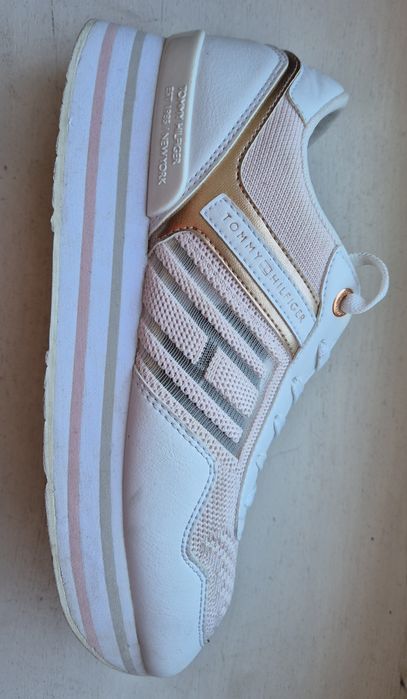 TOMMY HILFIGER roz. 40 damskie adidasy sportowe na podwyższeniu