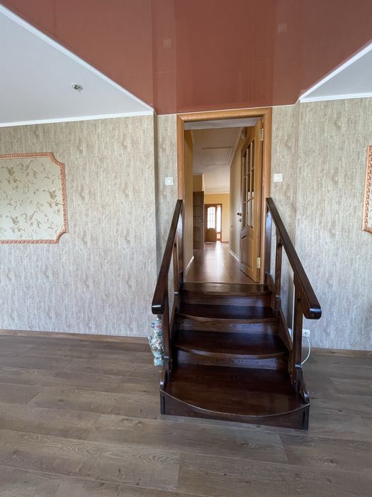 Шикарная усадьба у озера