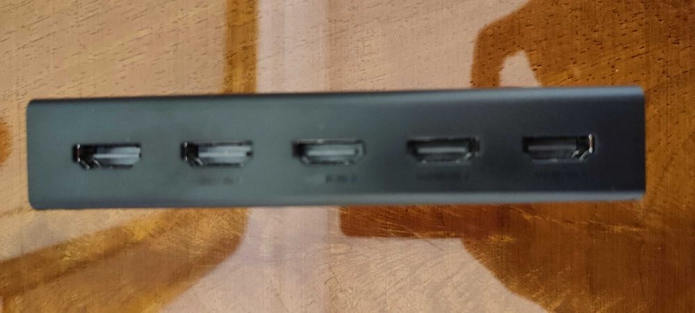 UGREEN HDMI Switch 5 em 1  - 4K @ 60Hz