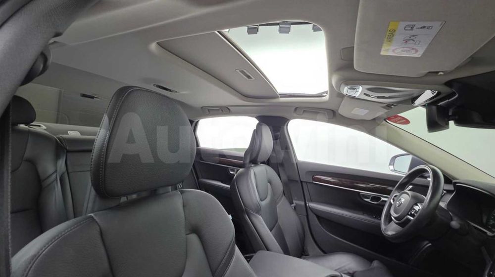 2018 Volvo S90 Momentum Дизель