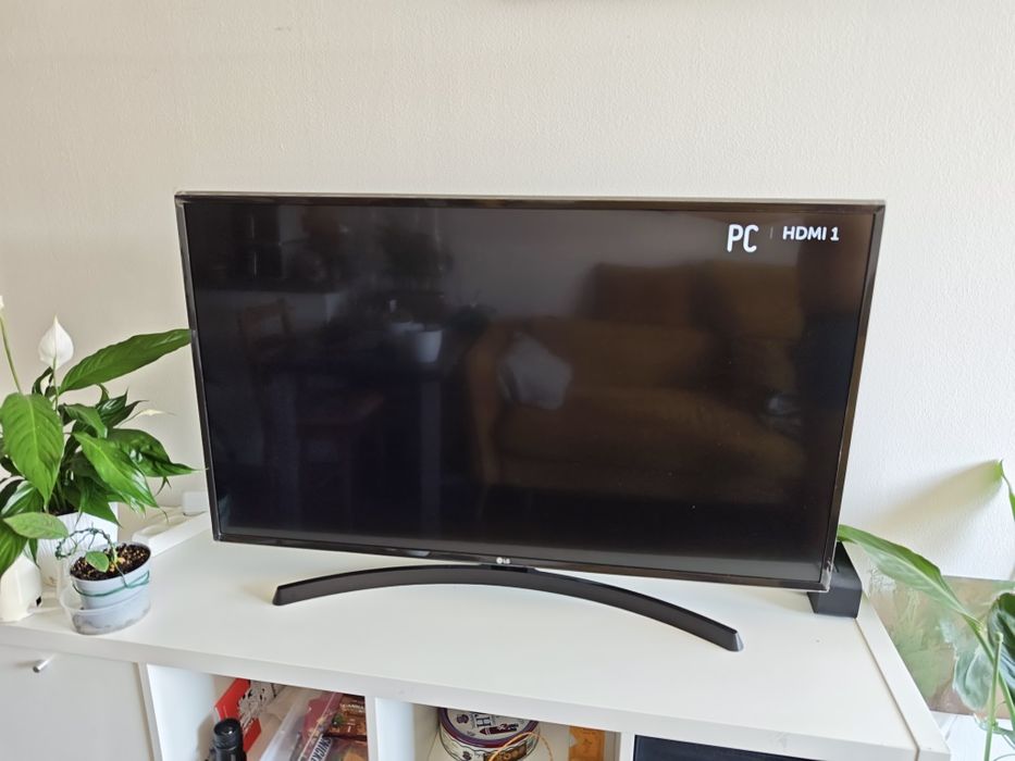 LG 43"4k UHD LCD LED podświetlenie Direct webOS Sprawny FOLIA NA RAMCE 43UK6400PLF
