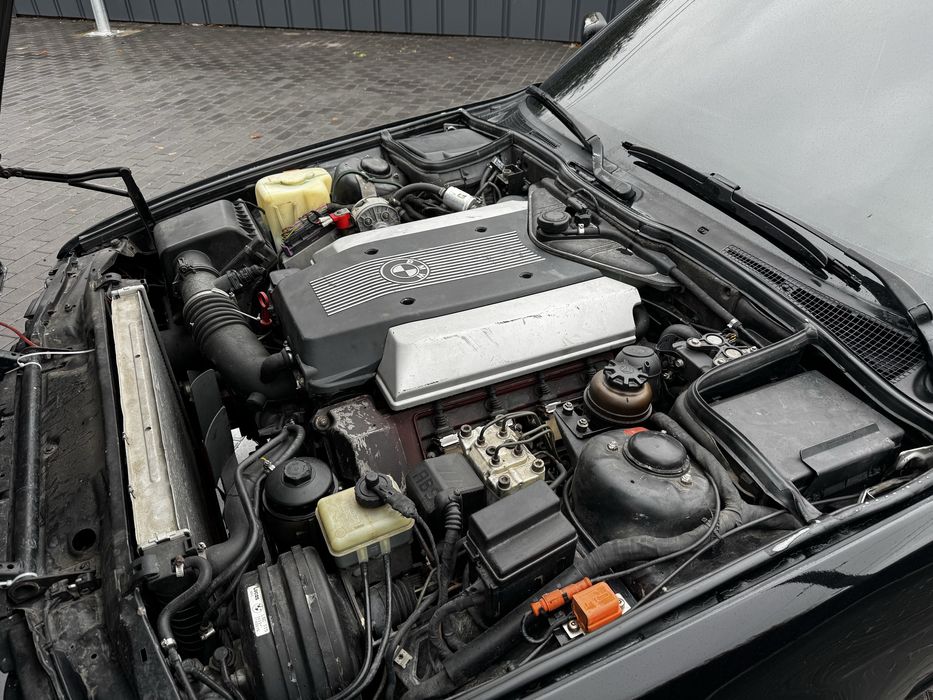 Продам BMW E34 530i