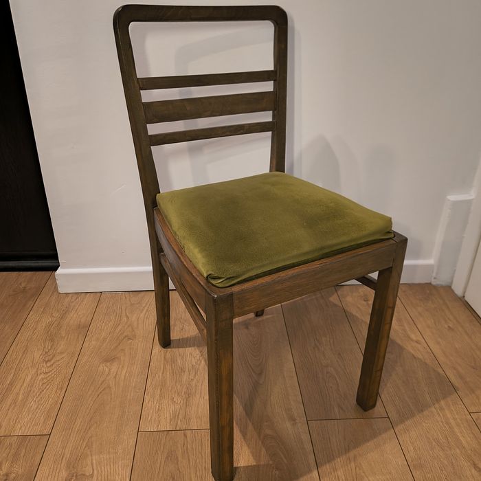 Krzesła Gościcińska Fabryka Mebli retro antyk renowacja krzesło drewno