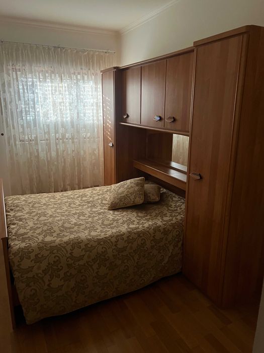 Cama Box Queen Size c/ Armários Laterais + Colchão Premium