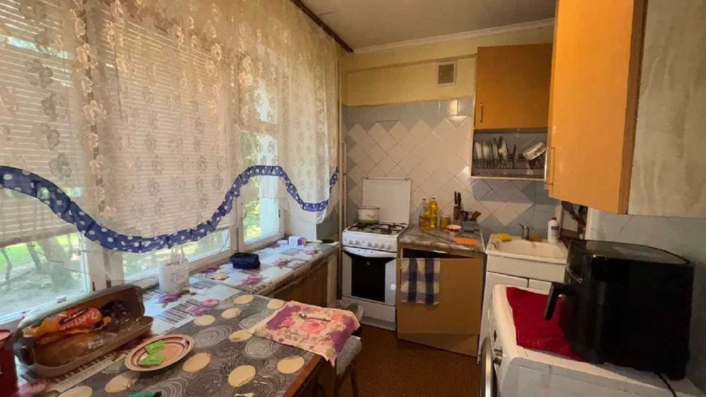 ПРОДАЄТЬСЯ 3к квартира вул. Івана Дзюби 2А