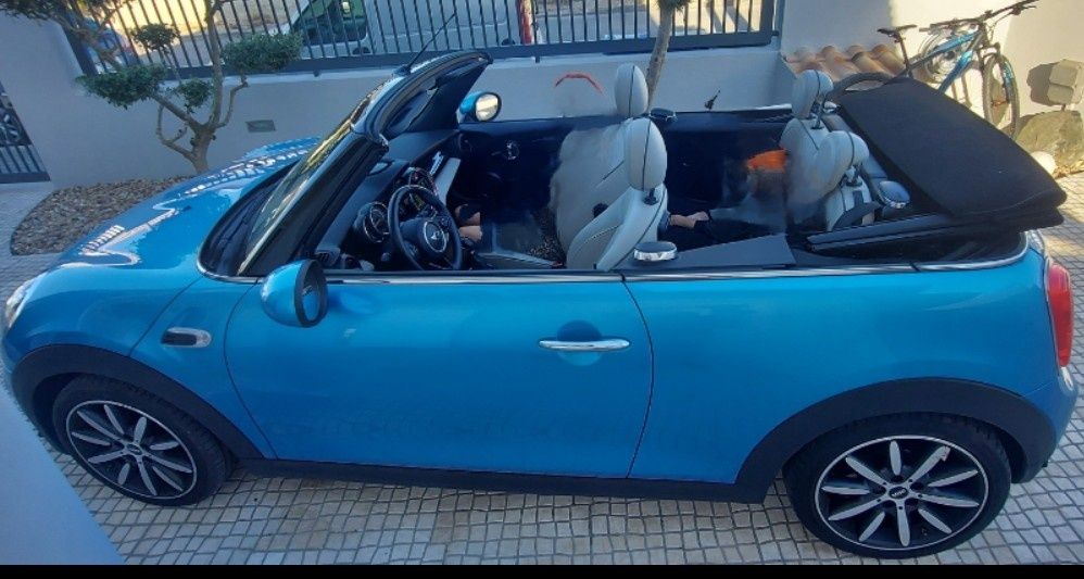 Mini Cabrio 1.6 d full