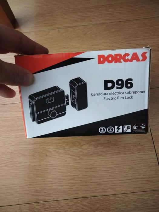 Fechadura de entrada de prédio64750585723266121