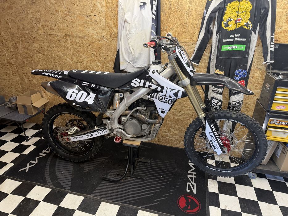Suzuki rmz 250 2010