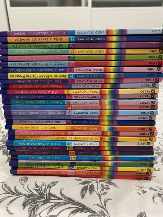 Coleção A Magia do arco iris -28 livros