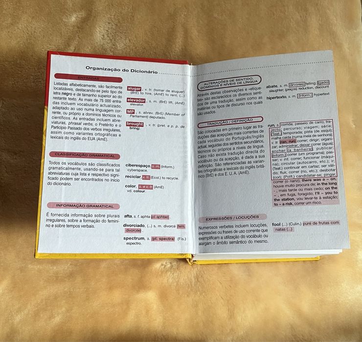 Dicionário Português-inglês