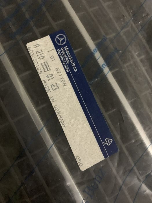 Grelha Original Mercedes W210