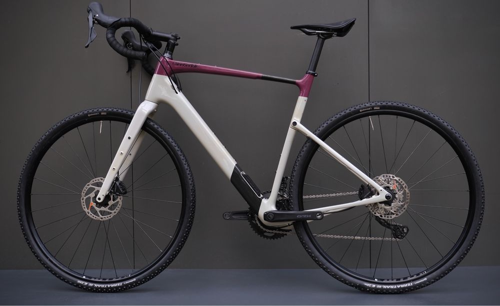 Гравійний карбоновий велосипед Cannondale Topstone Carbon 3 GRX 810