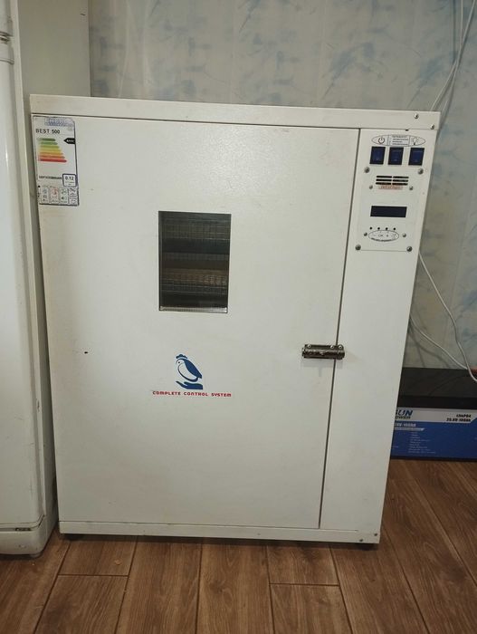 Інкубатор автоматичний Бест 500