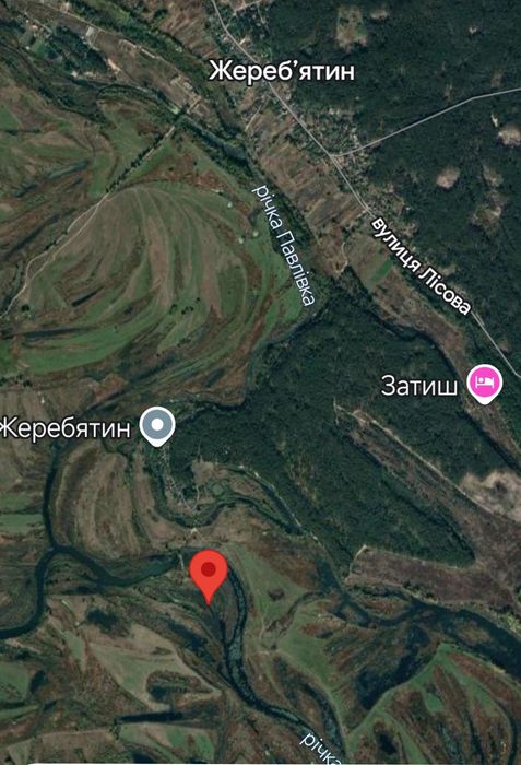 Ділянка на березі річки під Києвом