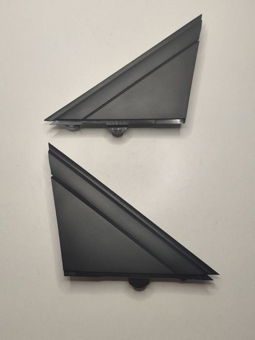 Moldura Triangular Guarda Lamas Fiat 500 Tampa Friso Plastico Canto Porta Par Parachoques Frente Esquerdo Direito Novo
