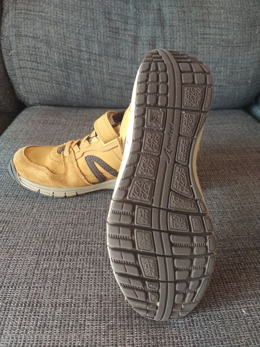 Botas criança Newfeel Decathlon tamanho 34