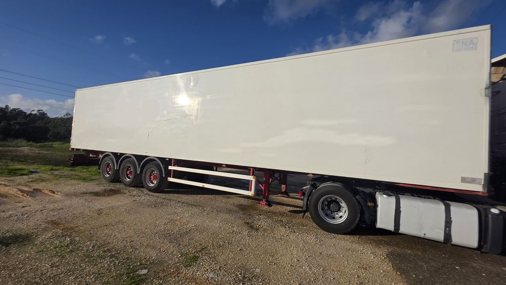 Semi Reboque Ideal para Armazém