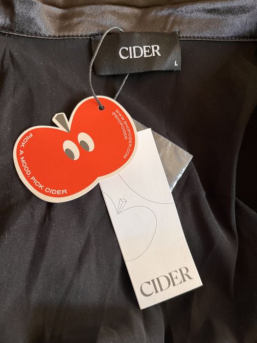 Czarna sukienka „satynowa” Cider rozmiar L