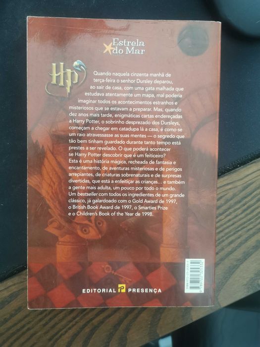 Livro Harry Potter e a Pedra Filosofal