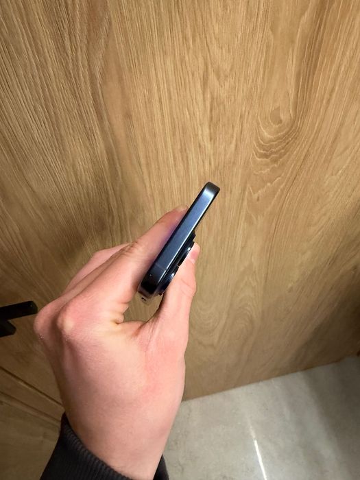iPhone 15 Pro w stanie jak nowym