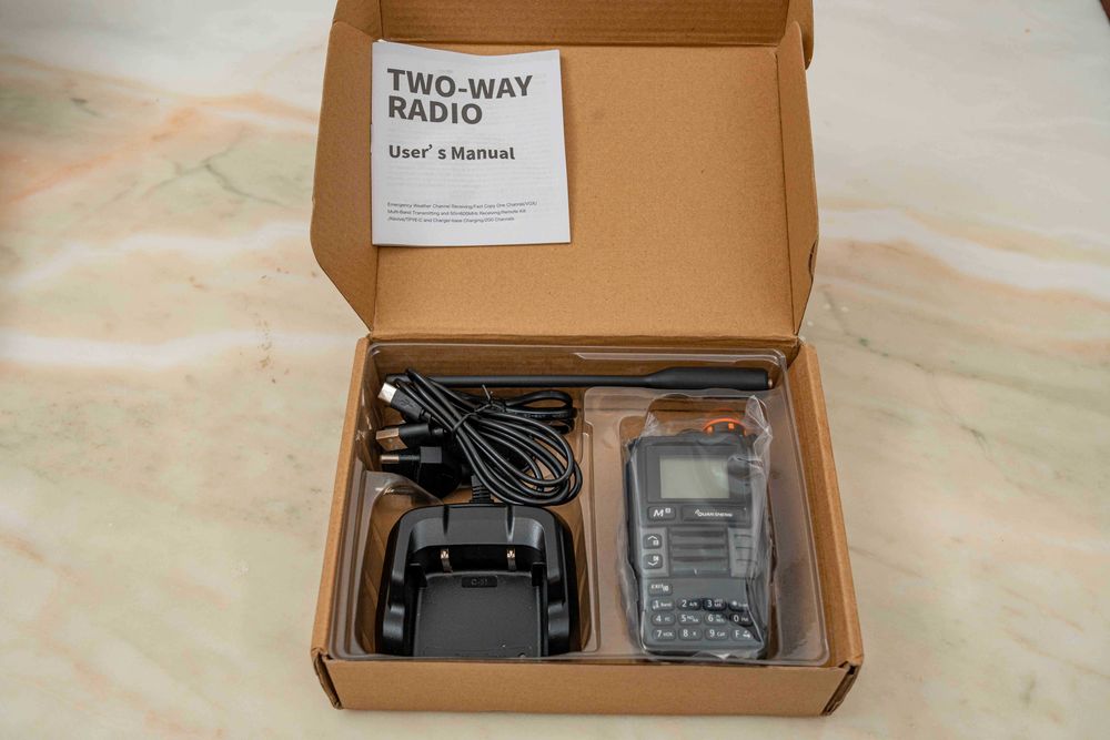 walkie talkie Quansheng UV-K5(8) novo na embalagem.