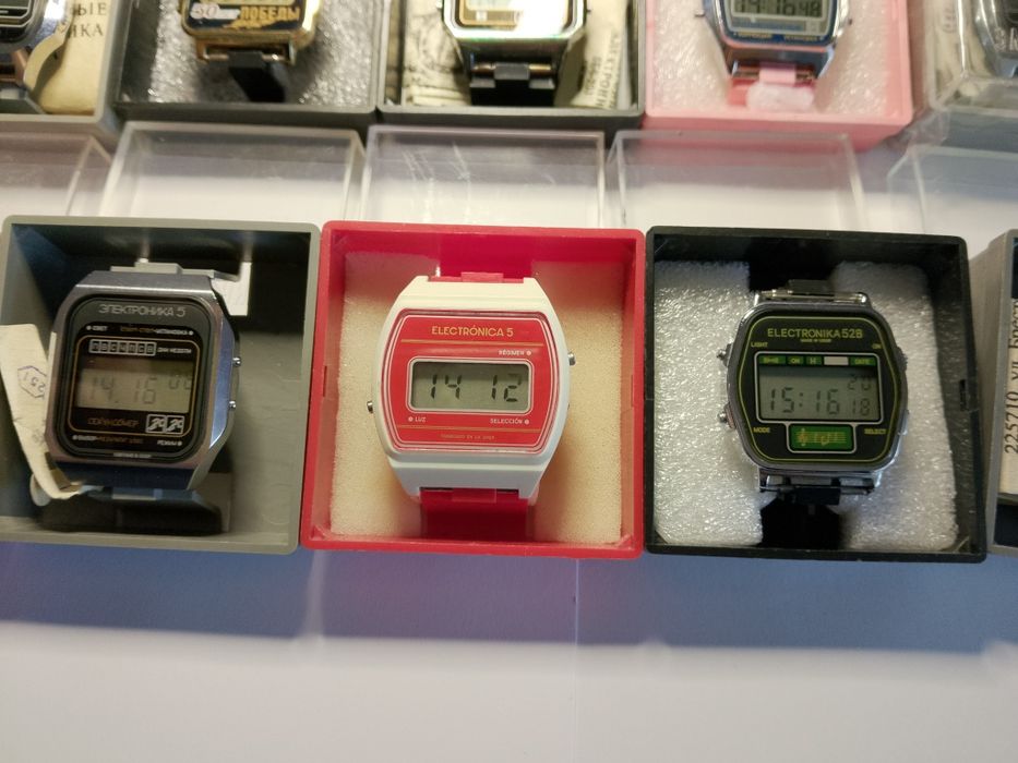 Часы электроника