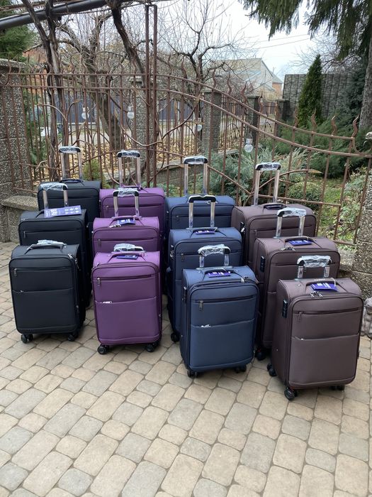 Чемодан М розмір Tourist Валіза на 4-х колесах ,сумка на колесах