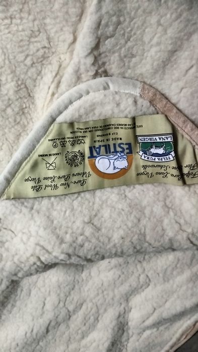 Cobertor em lá para cama casal