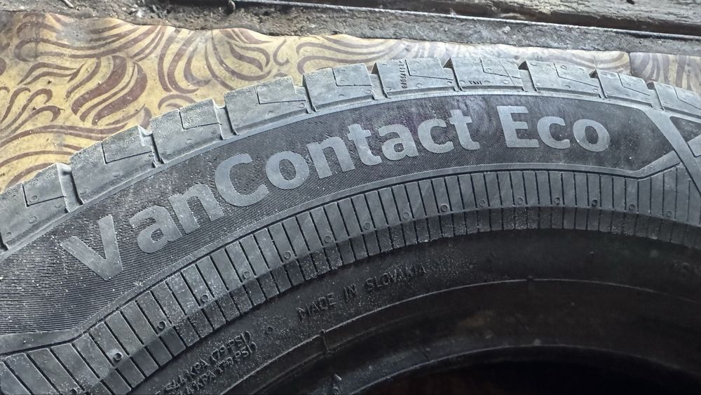 Шини R16C 235/65 Continental VanContactEco