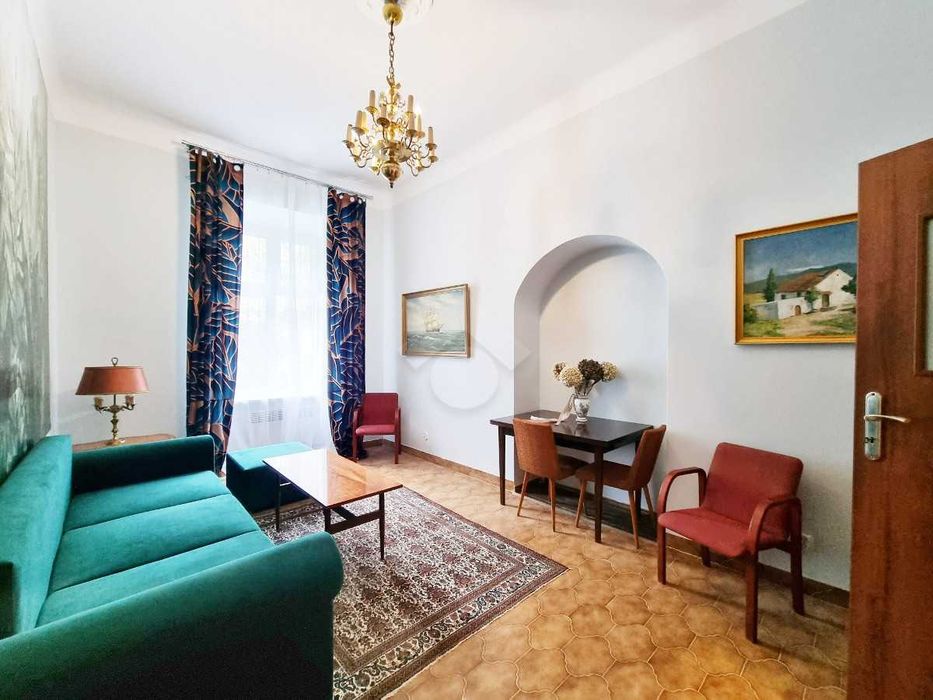 Przestronne 1-pokojowe mieszkanie z balkonem - ul. Biskupia - Stare Miasto