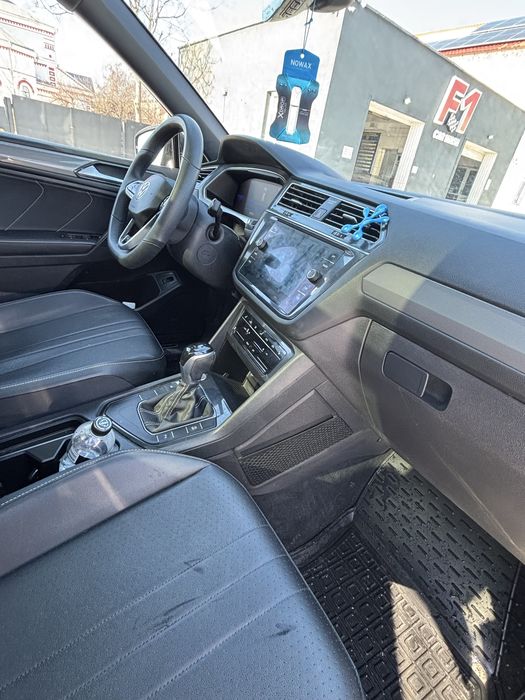 Продажа машины Volkswagen Tiguan R line SE 2021