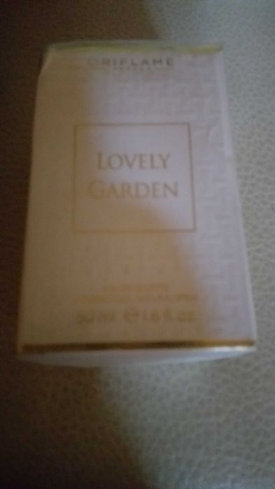 Unikat Lovely garden  Oriflame