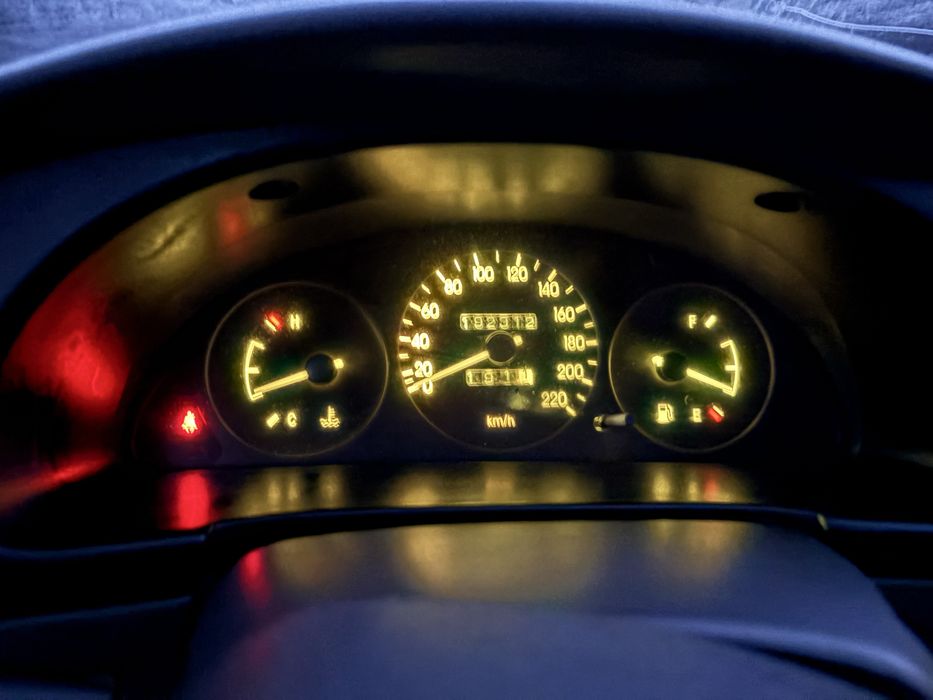 Продам daewoo lanos 1.5  2003 в оригинале