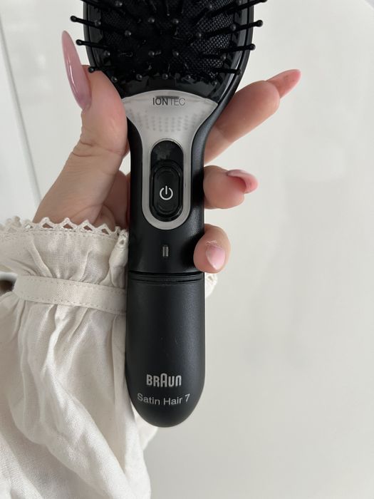 Szczotka do włosów Braun z jonizacja Satin hair 7