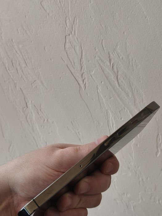 iPhone 13pro 128 neverlock space grey