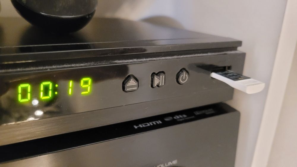 Odtwarzacz BLURAY dvd CD  samsung  pilot mp3 święta sylwester