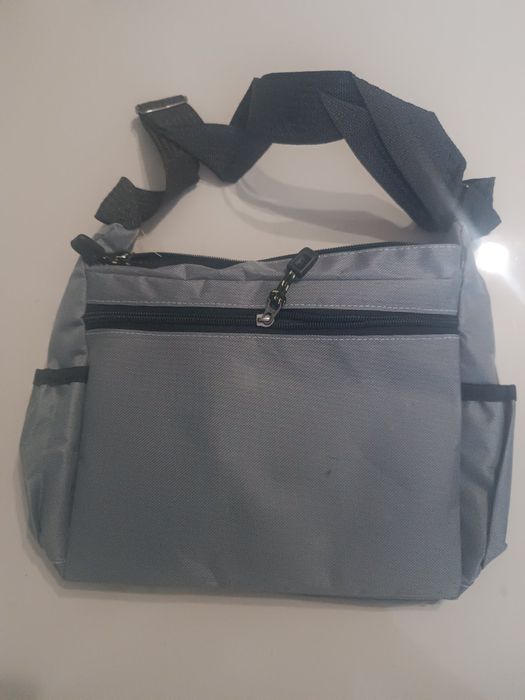 Мужская сумка через плечо.