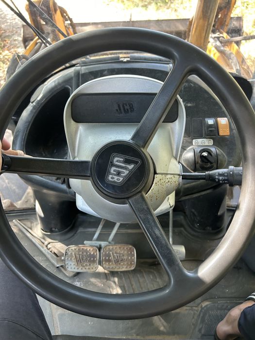 Jcb 3CX 2005 гарний стан