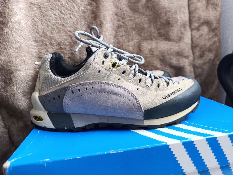 Кроссовки La Sportiva Trango Light Low (Vibram)39 UK6